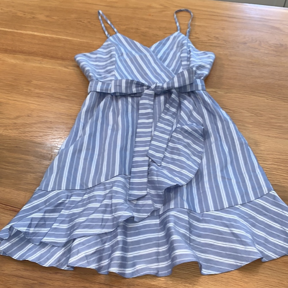 HYFVE Size S ~Waist Tie Stripe Print Dress~Ruffle